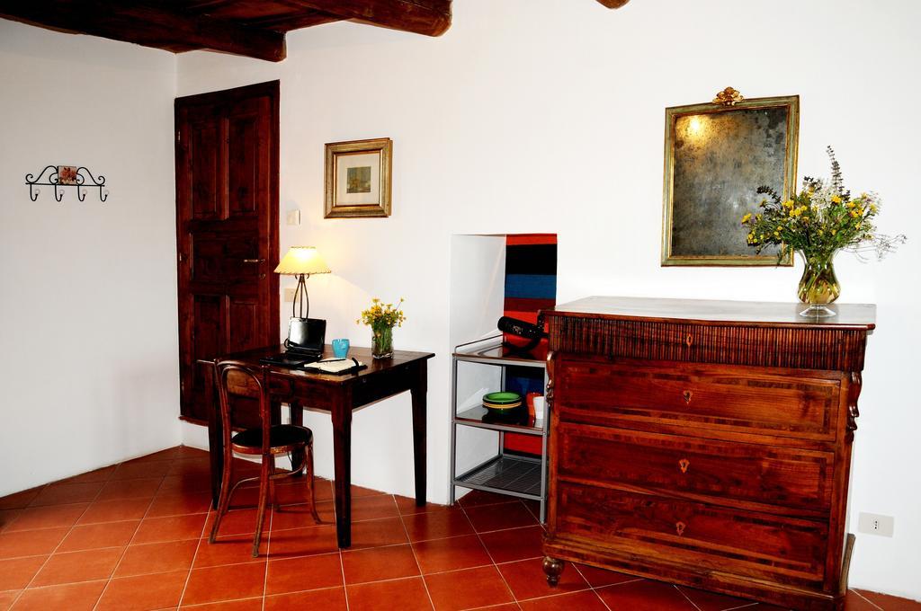 Agriturismo Naioli Pitigliano Habitación foto